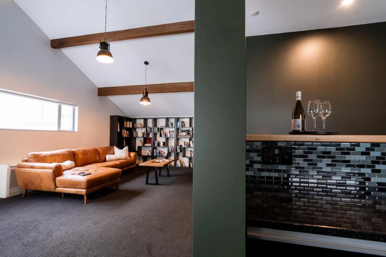 The Cobbler Hotel Wellington New Zealand